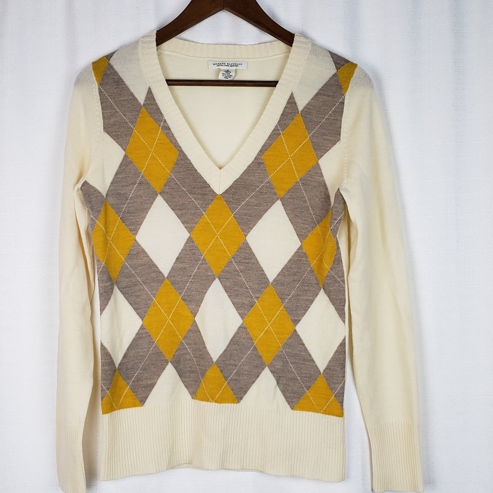 🌸2/40🌸Banana Republic Argyle Merino Wool Sweater Small